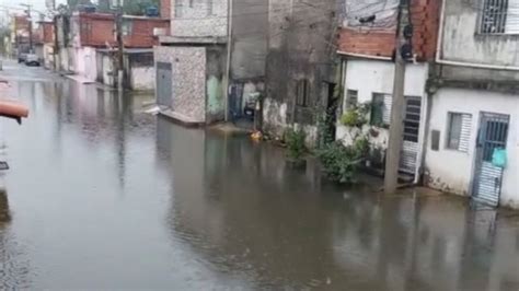 associação de moradores do jd maria algusta itaquaquecetuba|Moradores da Vila Maria Augusta, em .